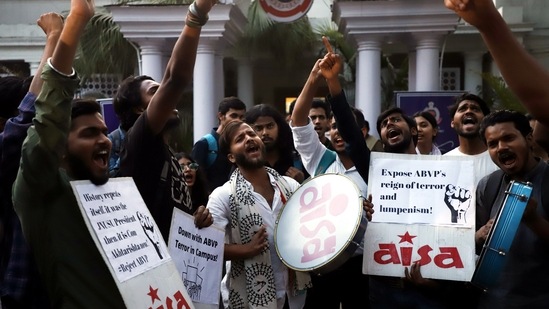 AISA members stage a protest outside Tughlaq Road police station, on Monday. (ANI)