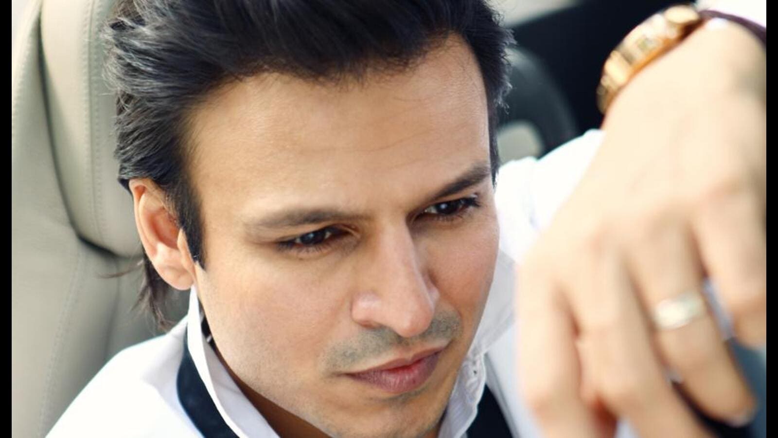 Vivek Oberoi's Mumbai house raided in Sandalwood drugs saga