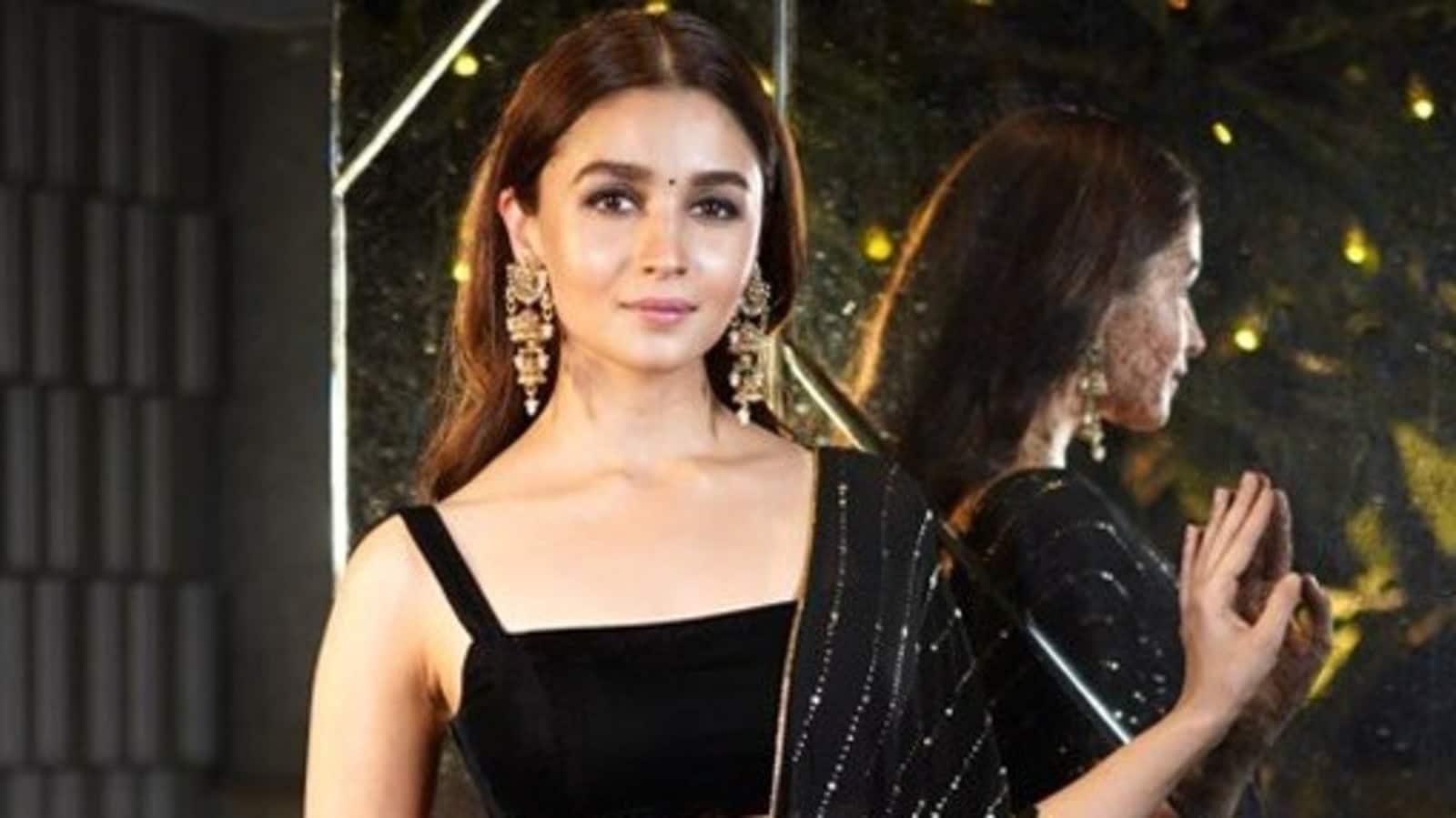 Alia Bhatt gives out bridal vibes in a golden lehenga - Times of India