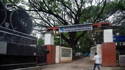 At present, colour-blind candidates are not eligible for admission in six out of the 12 courses offered at FTII. (HT file photo) At present, colour-blind candidates are not eligible for admission in six out of the 12 courses offered at FTII. (HT file photo)