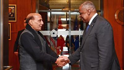 India’s defence minister Rajnath Singh (left) met with the US secretary of defence Lloyd Austin, in Pentagon on Monday. (ANI) India’s defence minister Rajnath Singh (left) met with the US secretary of defence Lloyd Austin, in Pentagon on Monday. (ANI)
