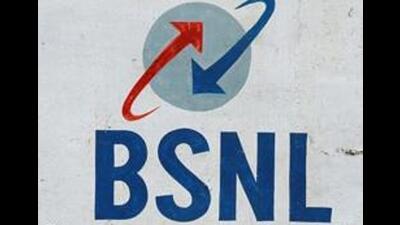 A major fire broke out on the eighth floor of BSNL office near Dastur school in Pune Cantonment around 1 am on Tuesday. (FILE PHOTO)