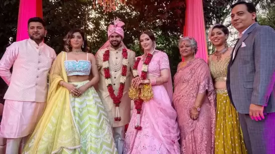 A picture from Anubhav Bhasin and Anna Horodetska's wedding.