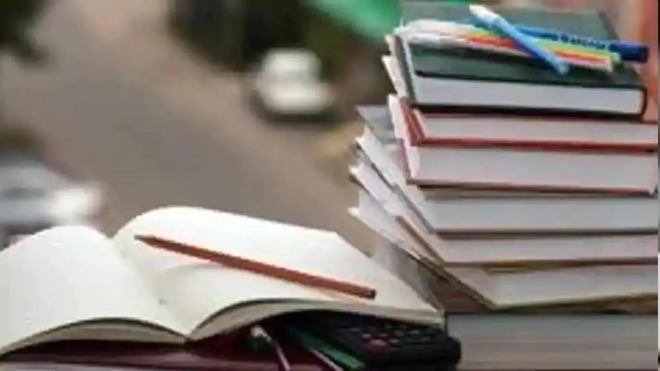 Due to the paper crisis, textbook boards of Sindh, Punjab and Khyber Pakhtunkhwa will not be able to print textbooks. (Representative image)