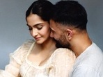 Sonam Kapoor's floral dress for pregnancy photoshoot with Anand Ahuja is a dreamy look for moms-to-be, it costs <span class='webrupee'>₹</span>14k Sonam Kapoor's floral dress for pregnancy photoshoot with Anand Ahuja is a dreamy look for moms-to-be, it costs <span class='webrupee'>₹</span>14k
