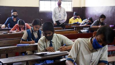 Depending on the total marks for theory exams--80 marks or 100 marks, students are allotted two-and-a-half or three hours respectively (HT PHOTO) Depending on the total marks for theory exams--80 marks or 100 marks, students are allotted two-and-a-half or three hours respectively (HT PHOTO)
