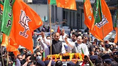 BJP president JP Nadda with Himachal Pradesh chief minister Jai Ram Thakur and other party leaders during a roadshow in Shimla on April 9. (Deepak Sansta/HT) BJP president JP Nadda with Himachal Pradesh chief minister Jai Ram Thakur and other party leaders during a roadshow in Shimla on April 9. (Deepak Sansta/HT)