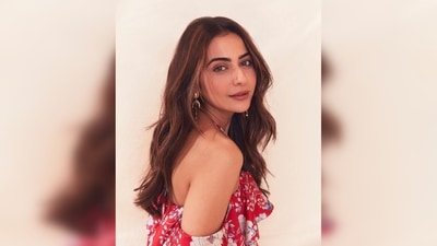 Rakul Preet picked her separates from the clothing line The Loom Art, known for their handcrafted clothes. (Instagram/@rakulpreet) Rakul Preet picked her separates from the clothing line The Loom Art, known for their handcrafted clothes. (Instagram/@rakulpreet)