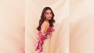 Rakul Preet captioned her post, "Let your soul taste the magic of your own love 💕 #runway34." Kajal Aggarwal commented, "Sooo pretty." (Instagram/@rakulpreet) Rakul Preet captioned her post, "Let your soul taste the magic of your own love 💕 #runway34." Kajal Aggarwal commented, "Sooo pretty." (Instagram/@rakulpreet)