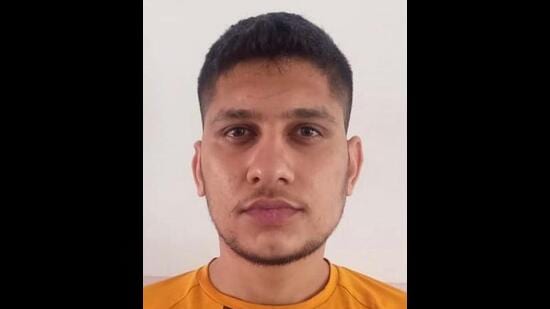 The accused, Karan, 26, is an aide of gangster Kali shooter, who is a close associate of gangster Lawrence Bishnoi. (HT Photo)