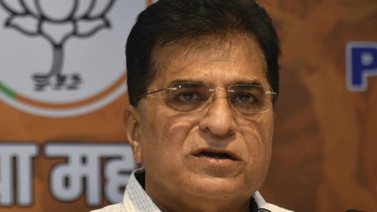 The Maharashtra government will seek information from the Centre on the whereabouts of Bharatiya Janata Party (BJP) leader Kirit Somaiya — who is facing allegations of restoration of INS Vikrant and misappropriating <span class='webrupee'>₹</span>57 crore. (HT Photo)