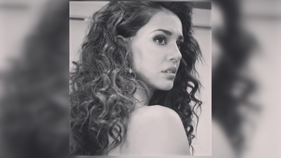 Disha Patani had earlier shared pictures and a video in the same outfit from her vanity van.(Instagram/@dishapatani)