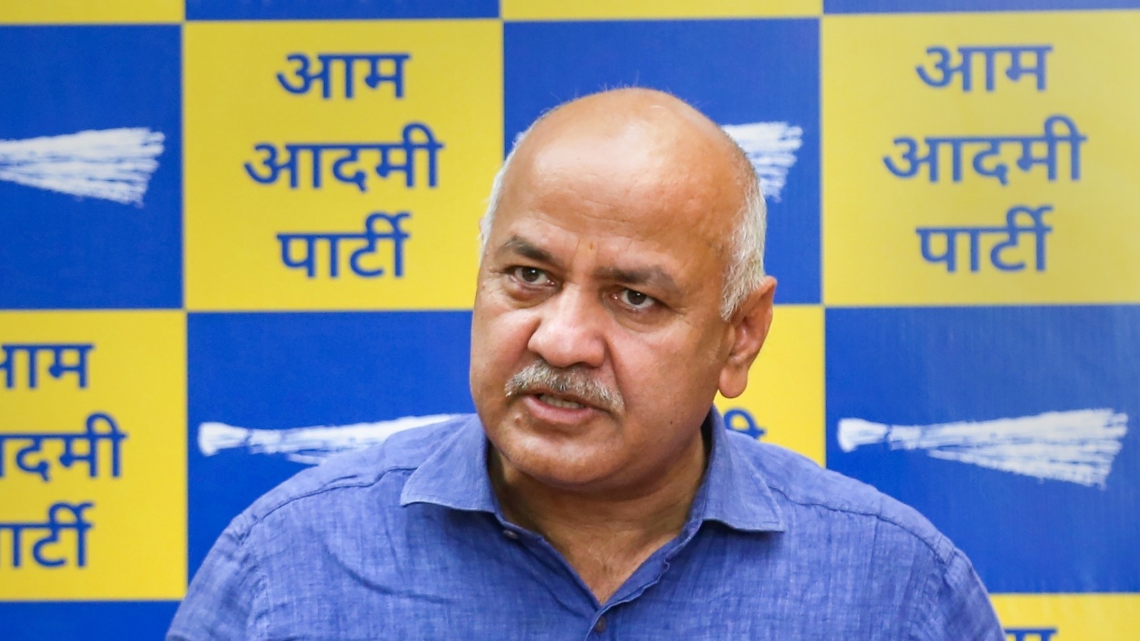 'Will issue guidelines,' says Sisodia after report of Covid case in Delhi school Latest News