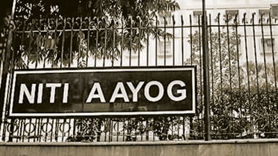 NITI Aayog grant: Solar panels for 31 govt schools, soil testing lab for farmers in Moga (HT) NITI Aayog grant: Solar panels for 31 govt schools, soil testing lab for farmers in Moga (HT)