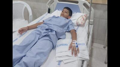 Ten-year-old Ayush Gore getting treatment at a hospital after being beaten by a criminal lawyer in his housing society in Thane. (HT PHOTO) Ten-year-old Ayush Gore getting treatment at a hospital after being beaten by a criminal lawyer in his housing society in Thane. (HT PHOTO)