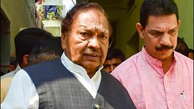 Karnataka’s minister for Rural Development and Panchayat Raj (RDPR) KS Eshwarappa on Thursday said that he will step down from the cabinet on Friday after a contractor blamed him for his death before taking his own life. (HT PHOTO.) Karnataka’s minister for Rural Development and Panchayat Raj (RDPR) KS Eshwarappa on Thursday said that he will step down from the cabinet on Friday after a contractor blamed him for his death before taking his own life. (HT PHOTO.)