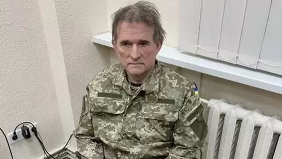 Viktor Medvedchuk arrested by Ukraine (Instagram/Zelenskiy_official) Viktor Medvedchuk arrested by Ukraine (Instagram/Zelenskiy_official)