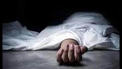 The family of a woman hailing from Hoshiarpur’s Kamalpur locality, who jumped off a 40-foot-high elevated platform of the Akshardham metro station in New Delhi on Thursday morning and died of injuries at a hospital in the night, is in shock.
