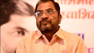 Raju Shetti also decided to hold a state-wide tour to push various demands of the farmers. (Sanket Wankhade/HT PHOTO) Raju Shetti also decided to hold a state-wide tour to push various demands of the farmers. (Sanket Wankhade/HT PHOTO)