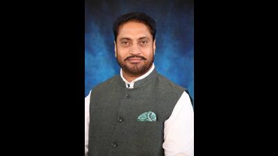 The Mohali mayor warned that strict action will be taken against the those found absent from duty.