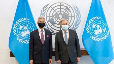 S Jaishankar tweeted a photo of him along with the UN chief. (Twitter)&nbsp;