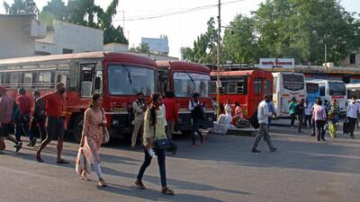 From Saturday, April 16, strict action might be taken against those who haven’t resumed work. (Ravindra Joshi/HT PHOTO) From Saturday, April 16, strict action might be taken against those who haven’t resumed work. (Ravindra Joshi/HT PHOTO)