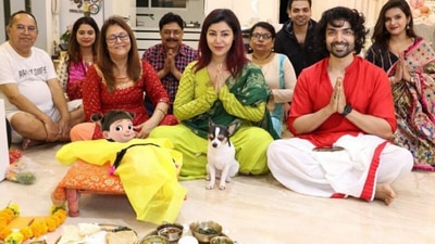 Debina Bonnerjee and Gurmeet Choudhary perform puja on sixth day of their baby's birth. They welcomed a baby girl on April 4.