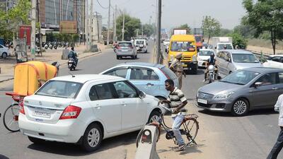 Traffic rush at Jawaadi cut in Southern bypass, which was recently opened on the directions of MLA Gurpreet Gogi in Ludhiana on April 15, 2022. (HT PHOTO) Traffic rush at Jawaadi cut in Southern bypass, which was recently opened on the directions of MLA Gurpreet Gogi in Ludhiana on April 15, 2022. (HT PHOTO)