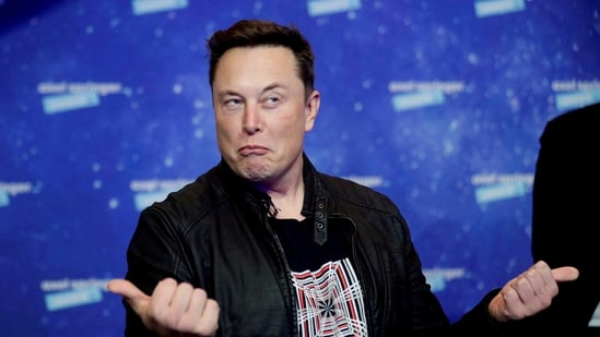 Elon Musk made the bid on Wednesday in a letter to the board of Twitter and it was made public in a regulatory filing on Thursday.(Reuters)