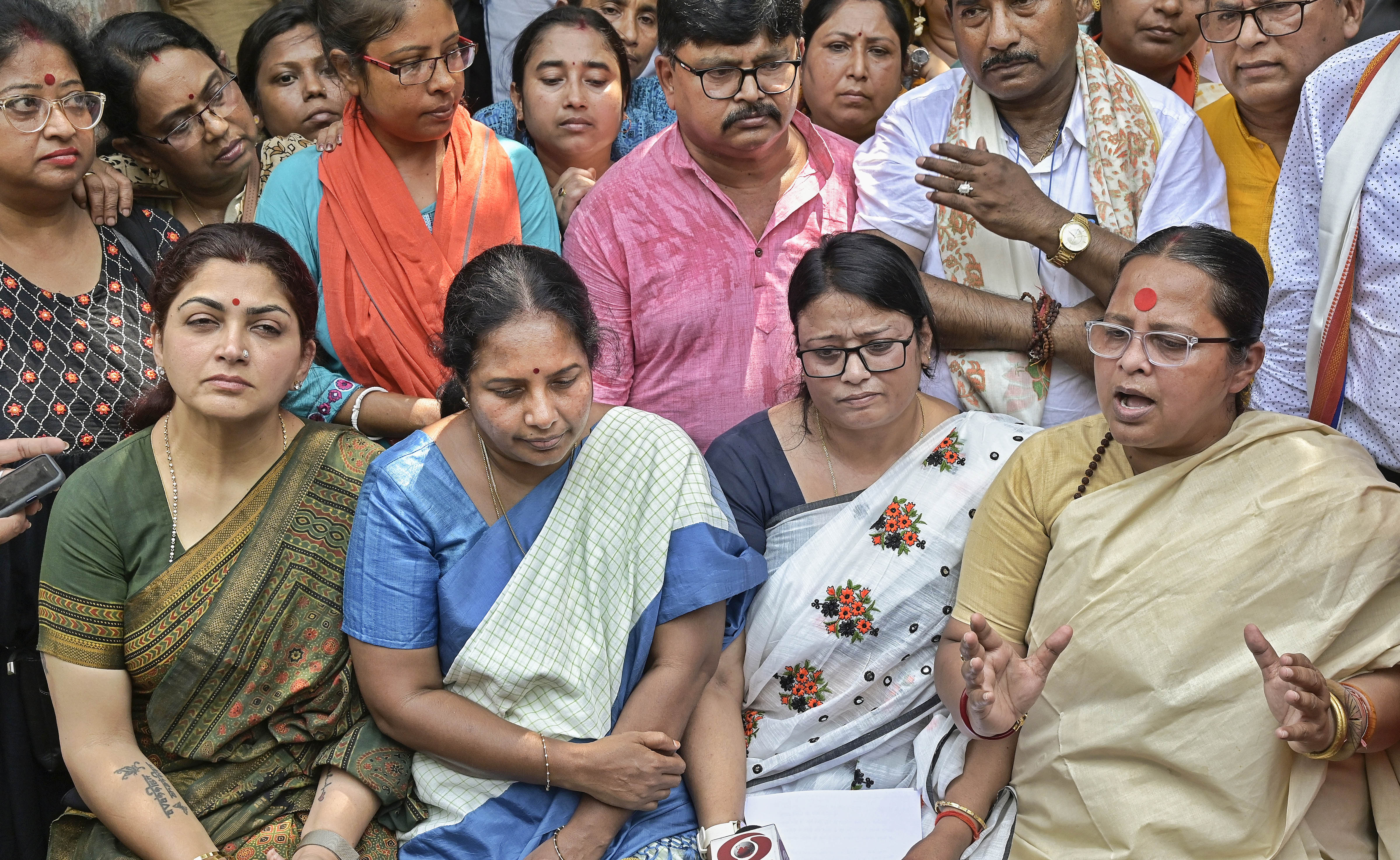 Members of BJP's fact finding team speak to media on the Hashkhali gang rape case, in Nadia district on April 15, 2022.&nbsp;(PTI)