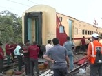 Restoration work of the derailed Dadar-Puducherry Express is underway near Matunga Station in Mumbai.(ANI) Restoration work of the derailed Dadar-Puducherry Express is underway near Matunga Station in Mumbai.(ANI)