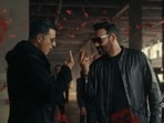Akshay Kumar, Ajay Devgn and Shah Rukh Khan in the new ad. Akshay Kumar, Ajay Devgn and Shah Rukh Khan in the new ad.