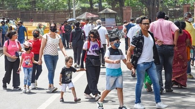 Tourists visit the historic Red Fort on a hot summer day, amid a slight surge in coronavirus cases, in New Delhi. (PTI) Tourists visit the historic Red Fort on a hot summer day, amid a slight surge in coronavirus cases, in New Delhi. (PTI)