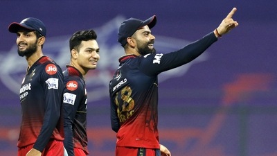 Mumbai: Virat Kohli of Royal Challengers Bangalore gestures during the Indian Premier League 2022 cricket match between Delhi Capitals and Royal Challengers Bangalore, at the Wankhede Stadium, in Mumbai, Saturday, April 16, 2022. (Sportzpics/PTI Photo) (PTI04_16_2022_000337A) (PTI) Mumbai: Virat Kohli of Royal Challengers Bangalore gestures during the Indian Premier League 2022 cricket match between Delhi Capitals and Royal Challengers Bangalore, at the Wankhede Stadium, in Mumbai, Saturday, April 16, 2022. (Sportzpics/PTI Photo) (PTI04_16_2022_000337A) (PTI)