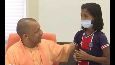Kajal with UP CM Yogi Adityanath in Lucknow on Saturday. (HT)