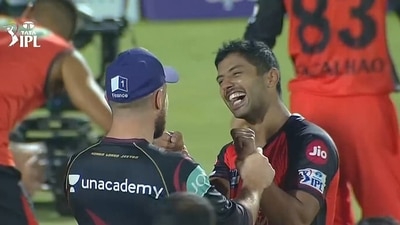 Brendon McCullum and Rahul Tripathi after KKR vs SRH IPL 2022 match (Twitter)