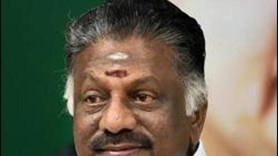AIADMK coordinator O Panneerselvam urged Tamil Nadu chief minister M K Stalin to hold a consultation with Gas Authority of India Limited (GAIL) for laying pipelines along the national highways and also demanded steps to prevent farmer suicides in the state over the project. (Agencies)