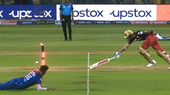 Virat Kohli against Delhi Capitals in IPL 2022(Twitter)