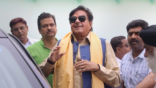Bollywood actor and TMC candidate Shatrughan Sinha.(PTI)