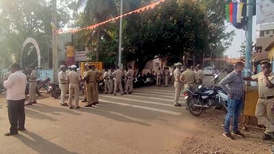 Police stand guard at the old Hubballi police station after a stone-pelting incident, in Hubballi on Sunday. (ANI) Police stand guard at the old Hubballi police station after a stone-pelting incident, in Hubballi on Sunday. (ANI)