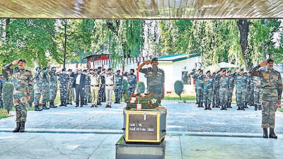 Terrorists engaged in a gunfight with the security forces in south Kashmir’s Anantnag, in which an army jawan was killed, managed to escape the site, officials said on Sunday. (PTI)