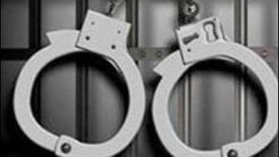 Police arrested two men for possessing a country-made pistol in Mohali Phase 6 (HT File) Police arrested two men for possessing a country-made pistol in Mohali Phase 6 (HT File)
