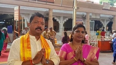 Shiv Sena MLA Mangesh Kudalkar with wife Rajani. Shiv Sena MLA Mangesh Kudalkar with wife Rajani.