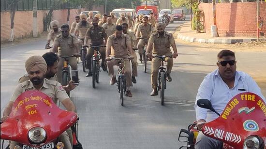 Fire brigade organised cycle rally under Fit India Movement as part of National Fire Service Week in Ludhiana on April 17, 2022. (HT PHOTO)