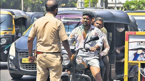 The traffic police recorded 75,000 challans against helmetless riders last month. (Vijay Bate/HT Photo)