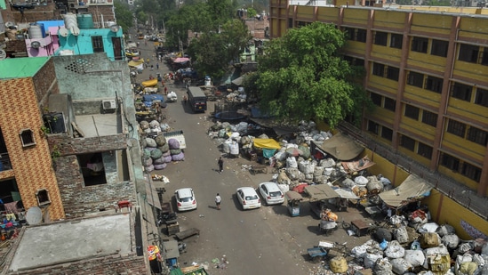 New Delhi: View of a neighbourhood in Jahangirpuri, after clashes broke out between two communities during a Hanuman Jayanti procession on Saturday, in New Delhi, Sunday, April 17, 2022. (PTI Photo/Shahbaz Khan)(PTI04_17_2022_000046B)(PTI)