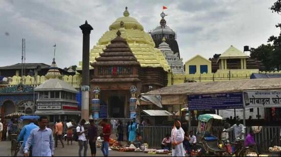 A 72-year-old man from Chhattisgarh who had come to visit the Jagannath temple in Puri passed away moments after he had a darshan in the temple on Sunday morning. (HT PHOTO.)