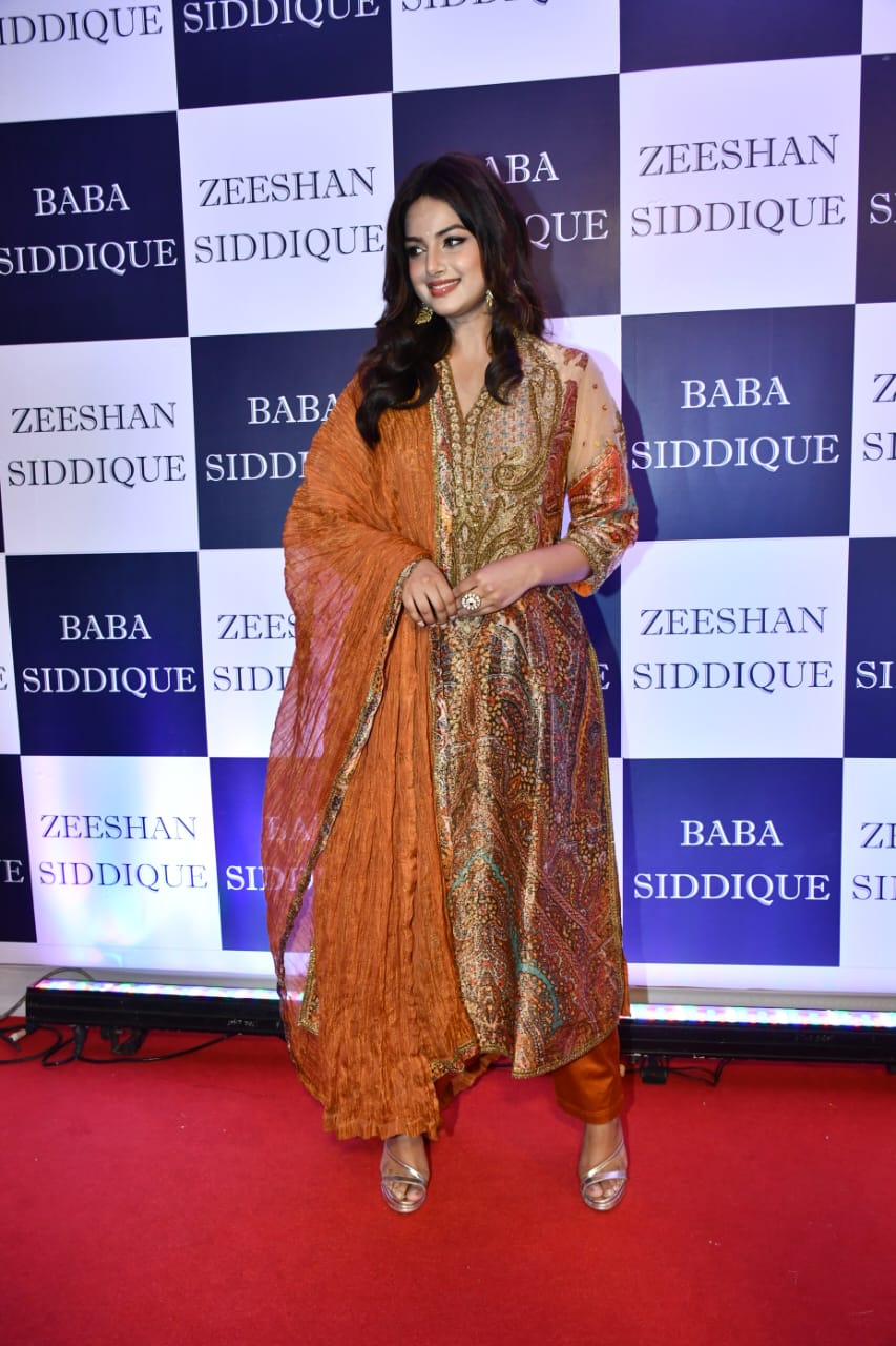 Harnaaz Sandhu at Baba Siddique's Iftaar party.