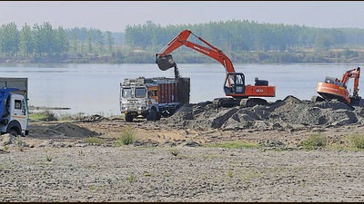 As prices of sand soar, Punjab government plans to take over mining As prices of sand soar, Punjab government plans to take over mining