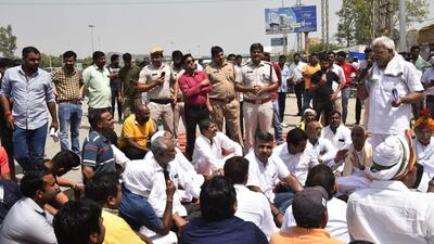 According to authorities, hundreds of residents from nearby villages gathered at the toll plaza around 9am and protested for three hours. The administration then made the stretch toll-free till Tuesday evening and promised to look into their issues, after which the protesters dispersed. (Vipin Kumar/HT PHOTO) According to authorities, hundreds of residents from nearby villages gathered at the toll plaza around 9am and protested for three hours. The administration then made the stretch toll-free till Tuesday evening and promised to look into their issues, after which the protesters dispersed. (Vipin Kumar/HT PHOTO)